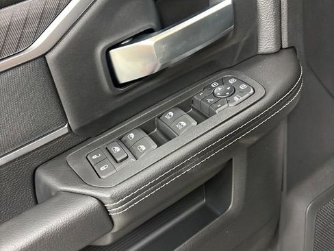 New 2026 RAM 2500 Big Horn AWD/4WD image 16