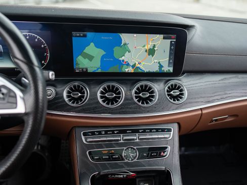 Used 2018 Mercedes-Benz E 400 Coupe w/ Premium 2 Package image 26