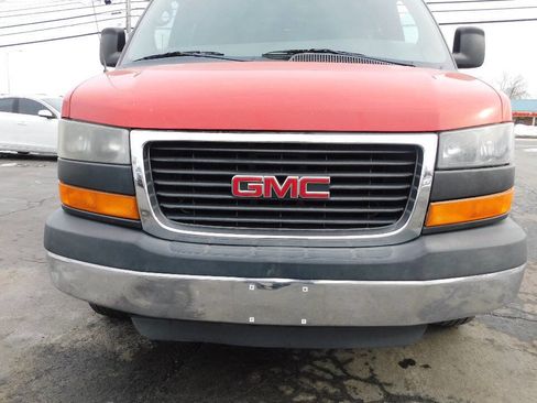 Used 2011 GMC Savana 3500 image 41
