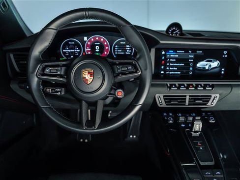 Certified 2025 Porsche 911 Carrera 4 GTS AWD/4WD image 27