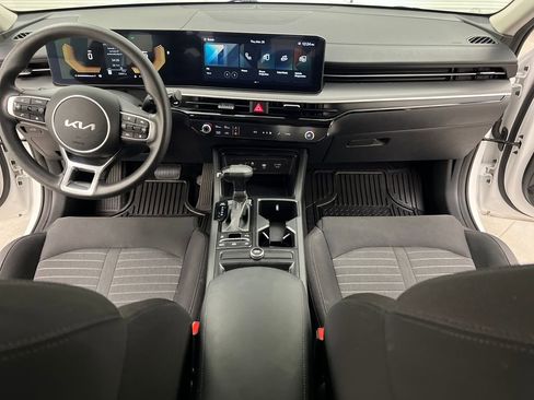 Used 2025 Kia K5 LXS image 32