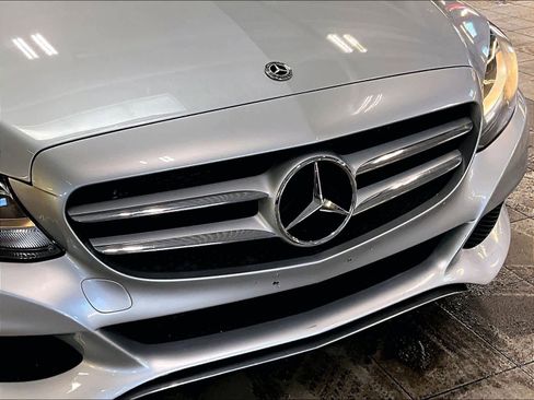 Used 2018 Mercedes-Benz C 300 C 300 image 31