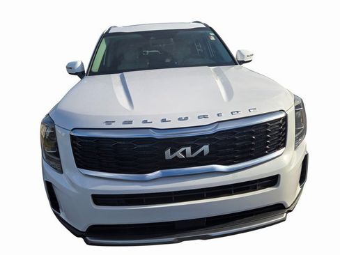Used 2022 Kia Telluride S image 9