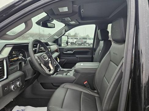 New 2026 GMC Sierra 2500 Denali image 9