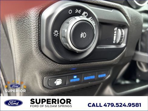 Used 2023 Jeep Wrangler Unlimited image 23