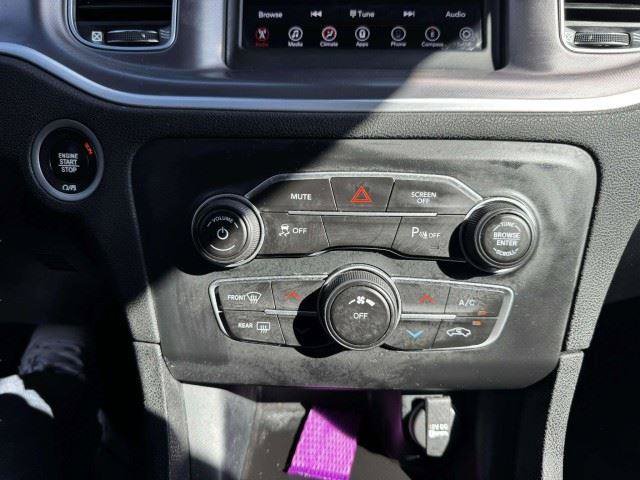 Used 2020 Dodge Charger SXT RWD image 28