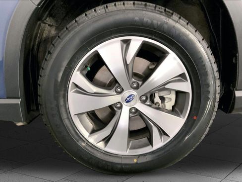 Used 2025 Subaru Ascent Premium AWD/4WD image 9