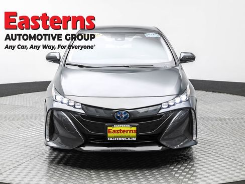 Used 2021 Toyota Prius Prime LE FWD image 2