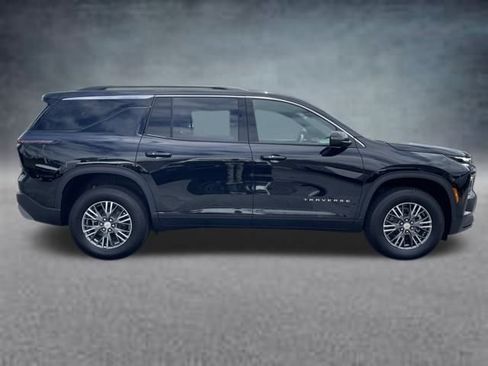 New 2026 Chevrolet Traverse LT w/ LPO, Floor Liner Package image 4