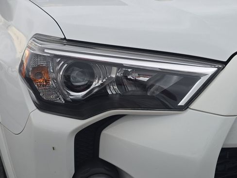 Used 2024 Toyota 4Runner SR5 Premium w/ Moonroof Package image 7