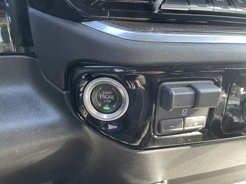 Used 2022 Chevrolet Silverado 1500 LT Trail Boss w/ Convenience Package II image 26