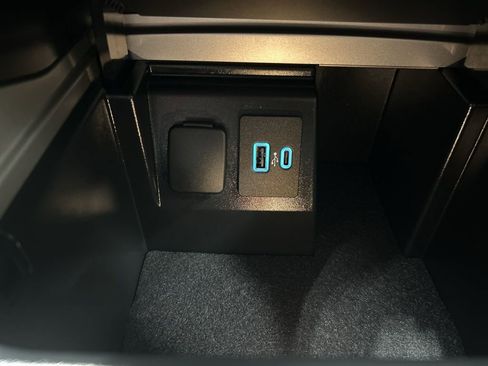 Certified 2023 Ford Explorer XLT w/ Equipment Group 202A image 23