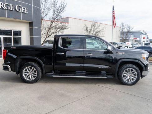 Used 2022 GMC Sierra 1500 SLT w/ SLT Premium Plus Package AWD/4WD image 8