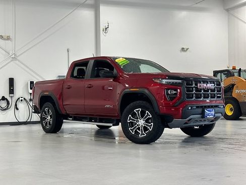 Used 2024 GMC Canyon AT4 w/ Canyon Safety Plus Package AWD/4WD image 2