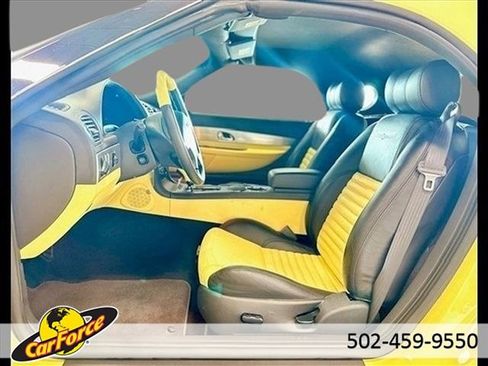 Used 2002 Ford Thunderbird Base image 12
