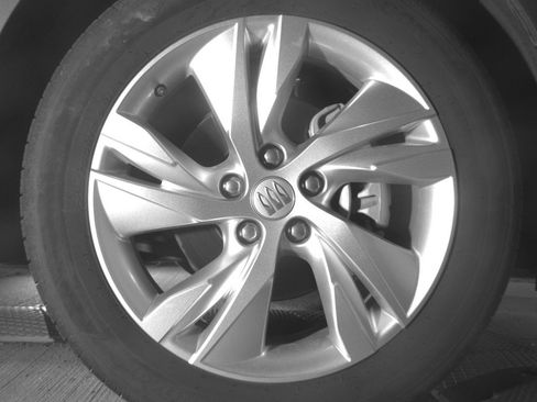 Used 2025 Buick Encore GX Preferred image 13