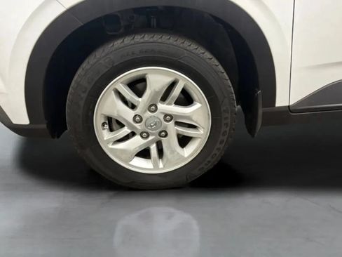 Used 2021 Hyundai Venue SE w/ Cargo Package FWD image 27