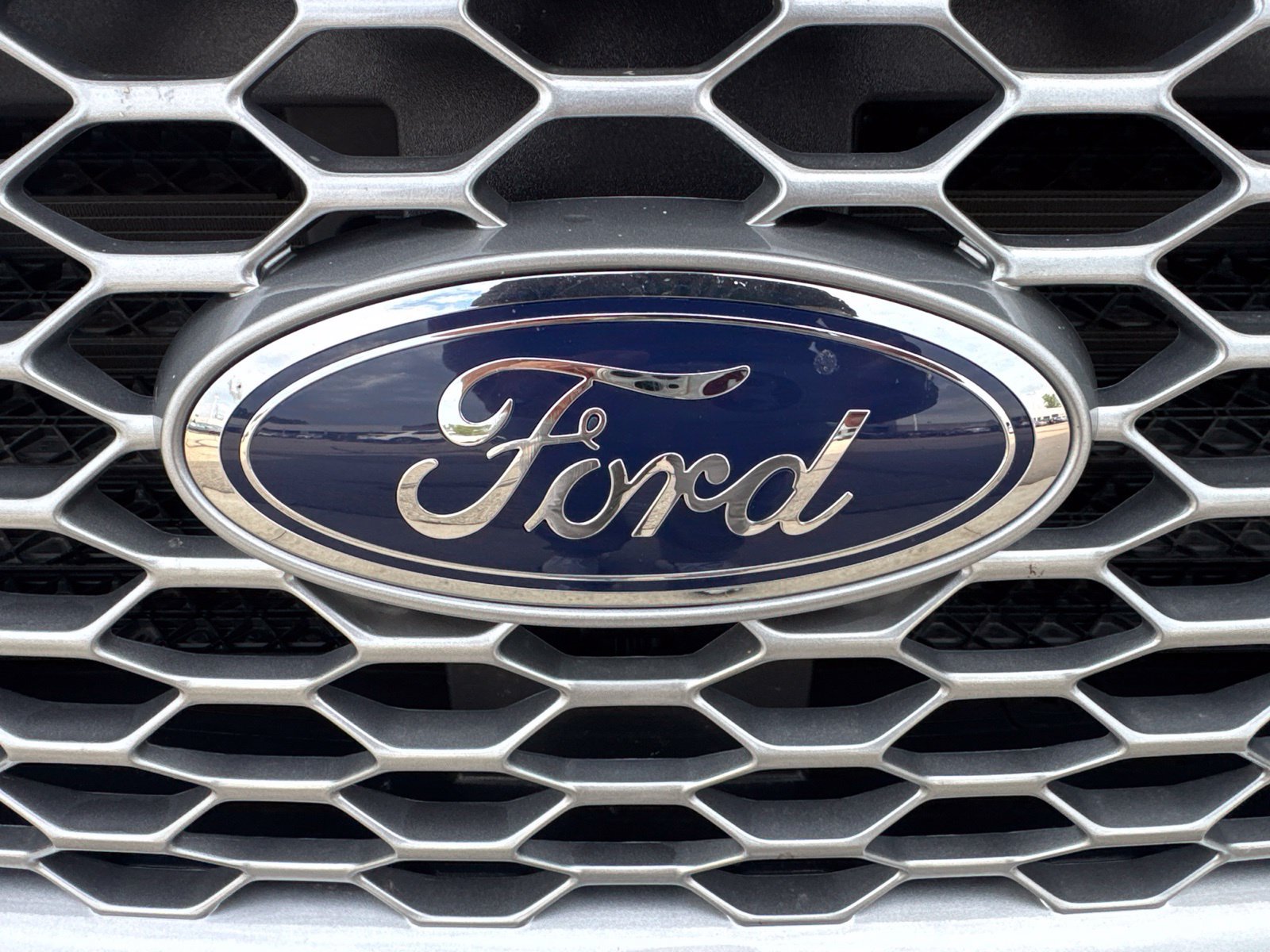 Certified 2024 Ford Edge SEL w/ Convenience Package AWD/4WD image 13