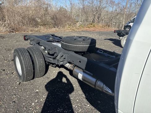 New 2024 RAM 3500 Tradesman image 7