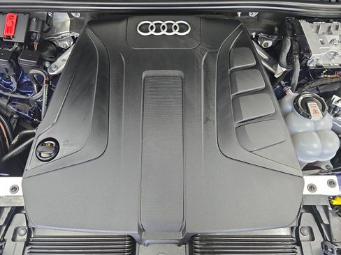 Used 2023 Audi Q7 2.0T Premium Plus w/ Premium Plus Package AWD/4WD image 34