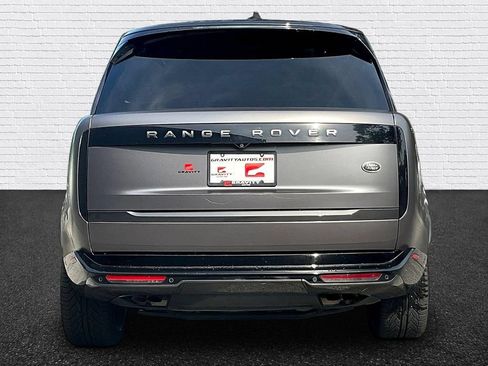 Used 2022 Land Rover Range Rover Long Wheelbase SE AWD/4WD image 5