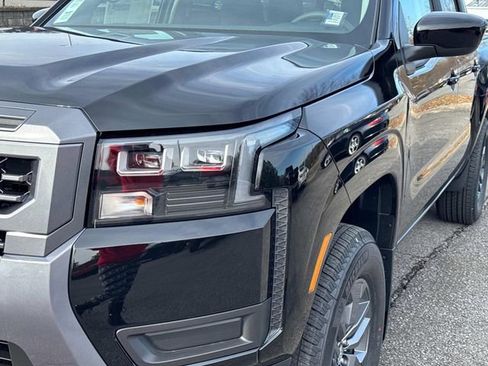 New 2026 Nissan Frontier SV w/ All-Weather Content Package image 10