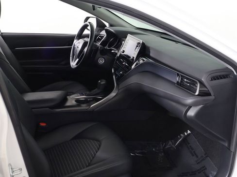 Used 2023 Toyota Camry SE FWD image 20
