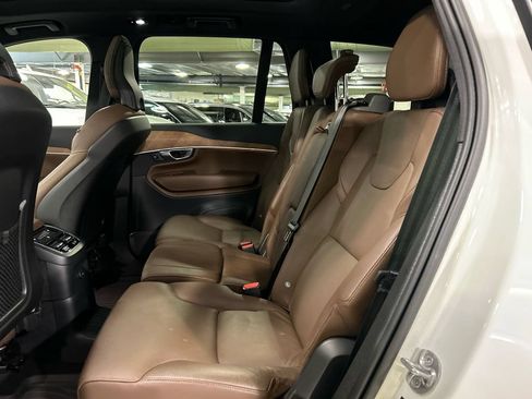 Certified 2023 Volvo XC90 T8 Plus w/ Protection Package AWD/4WD image 23