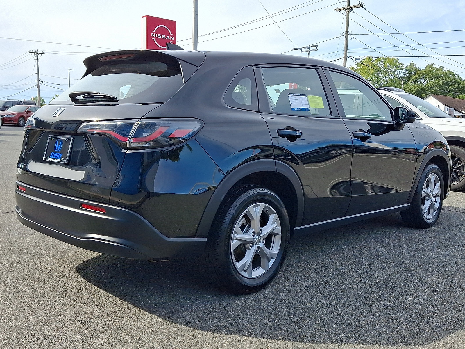 Used 2025 Honda HR-V LX image 4