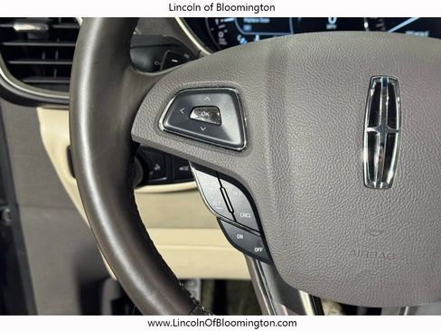 Used 2017 Lincoln MKX Reserve w/ Canadian Touring Package image 25