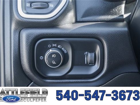 Used 2024 RAM 3500 Big Horn w/ Night Edition image 39