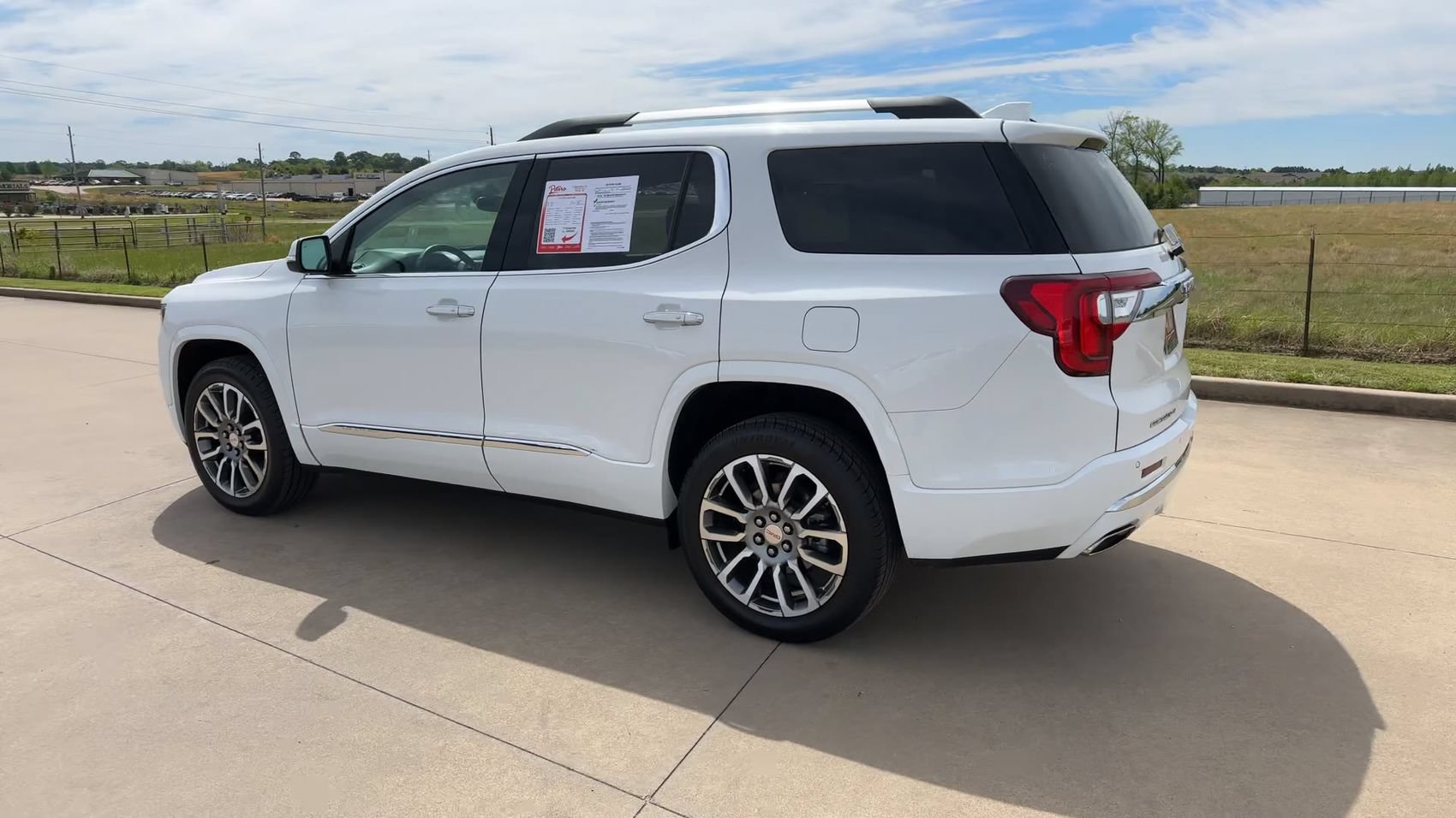 Used 2023 GMC Acadia Denali FWD image 7