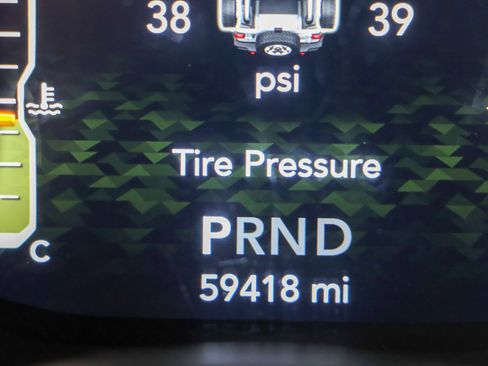 Used 2021 Jeep Wrangler Unlimited Sahara image 16