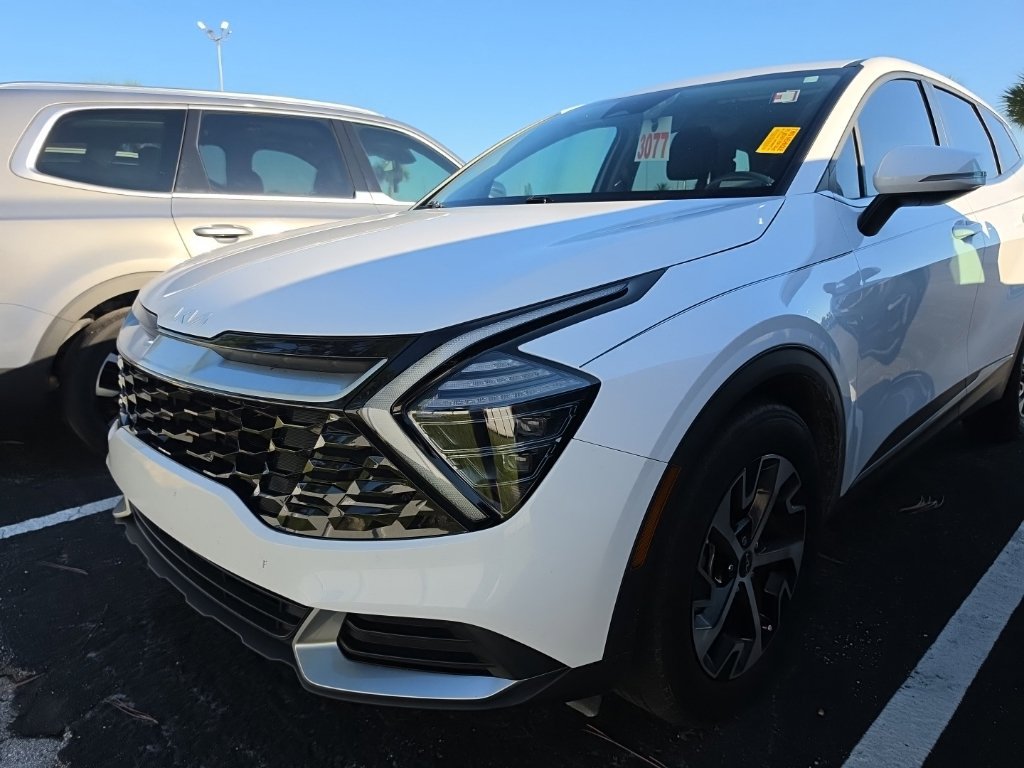 Used 2024 Kia Sportage EX FWD image 6