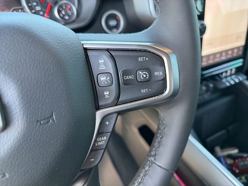 Used 2025 RAM 1500 Big Horn image 24