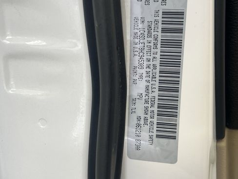 Used 2017 Dodge Durango Citadel image 35