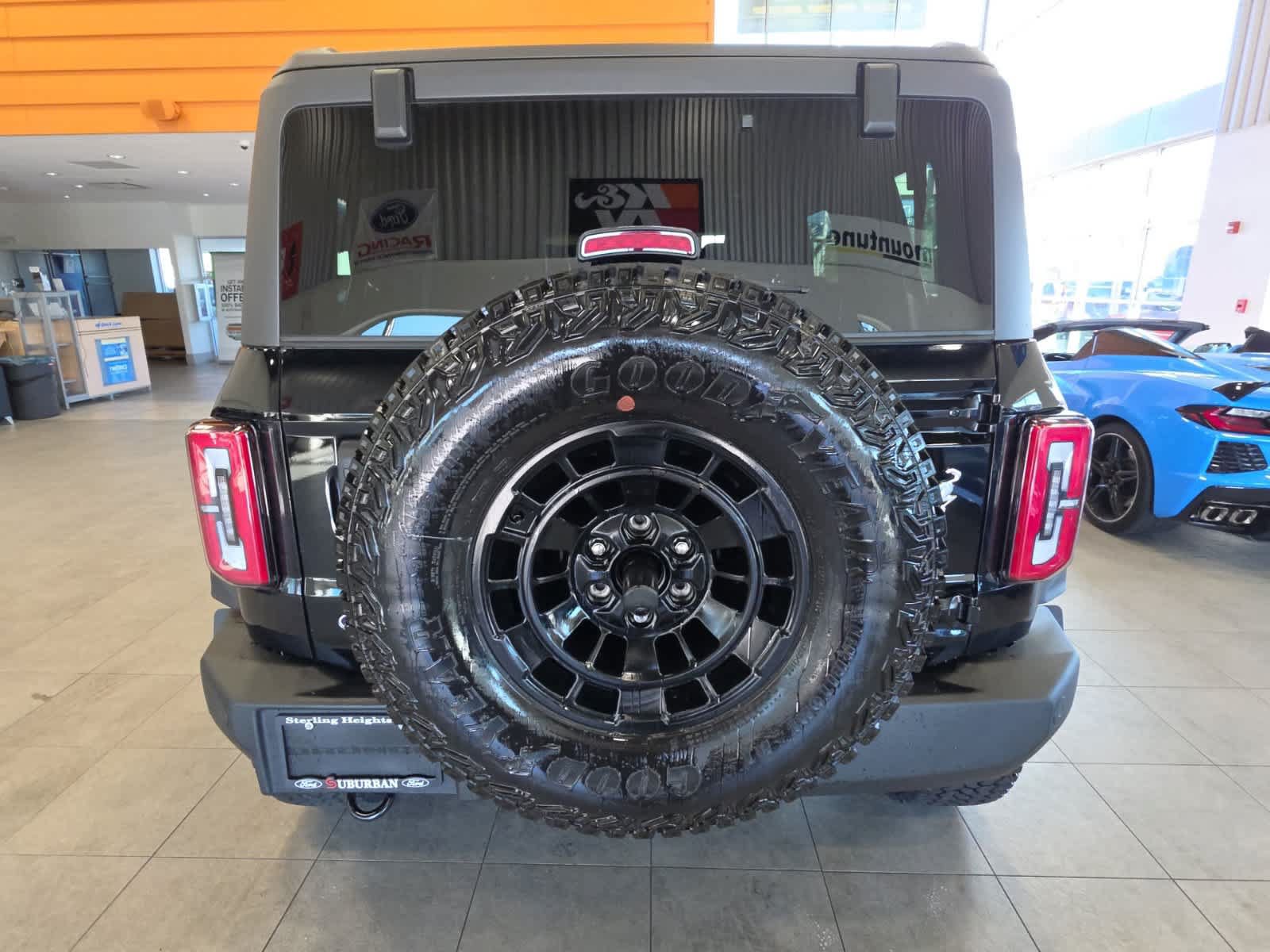 Used 2026 Ford Bronco Outer Banks w/ Sasquatch Package AWD/4WD image 8