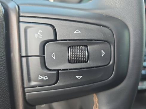 Used 2024 GMC Sierra 2500 AT4 w/ AT4 Preferred Package image 18