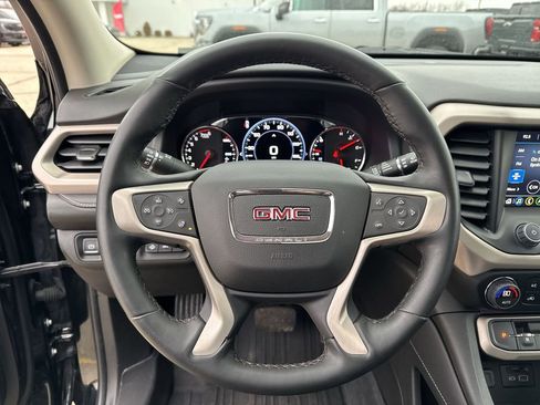 Certified 2023 GMC Acadia Denali w/ Denali Ultimate Package image 37