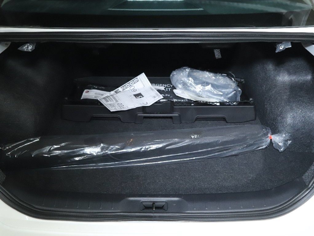 Certified 2025 Nissan Altima 2.5 SR AWD/4WD image 30
