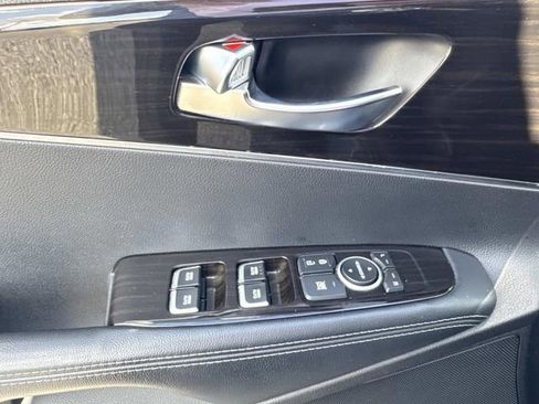 Used 2020 Kia Sorento LX image 19