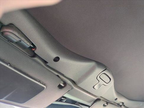 Used 2006 Chevrolet Corvette Convertible w/ Preferred Equipment Group image 16