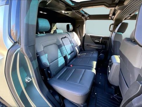 Used 2024 GMC Hummer EV 3X image 17