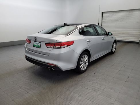 Used 2018 Kia Optima EX w/ Technology Package image 9