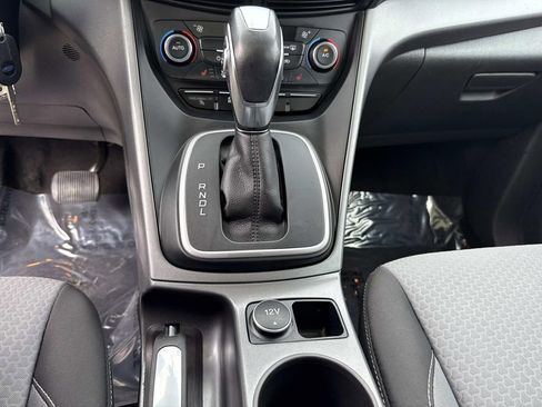 Used 2017 Ford C-MAX SE w/ Cold Weather Package image 34