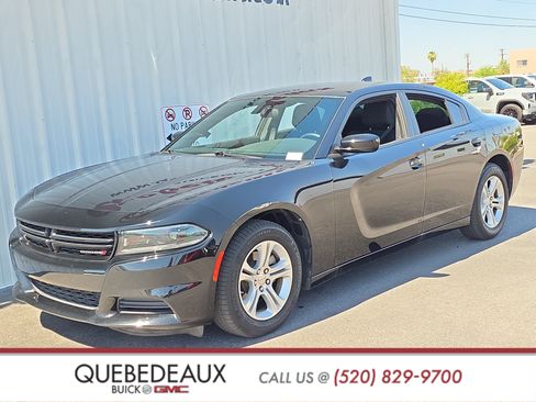 Used 2023 Dodge Charger SXT RWD image 3