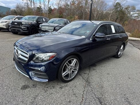 Used 2019 Mercedes-Benz E 450 4MATIC Wagon image 3