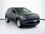 Used 2022 Jeep Compass Latitude image 3