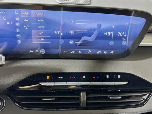 New 2026 Buick Enclave Sport Touring w/ Power Package image 10