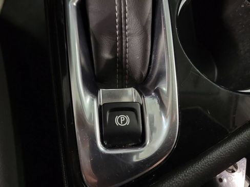 Used 2021 Buick Encore GX Preferred AWD/4WD image 16